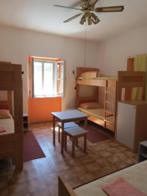 Гостиница HI Hostel Veli Losinj  Вели Лошинь